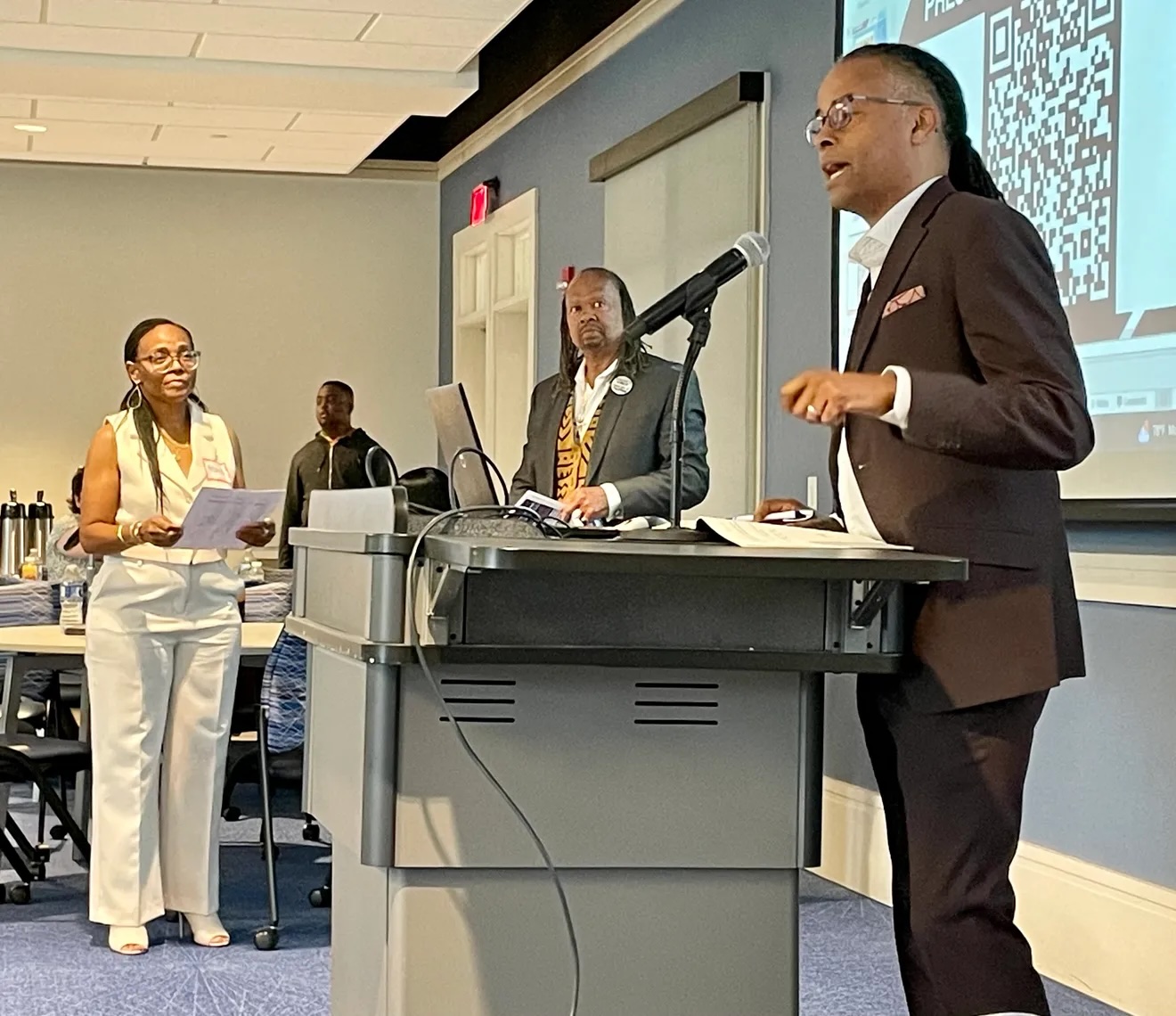 LeDerick Horne speaking at the NJ Black Disability Summit